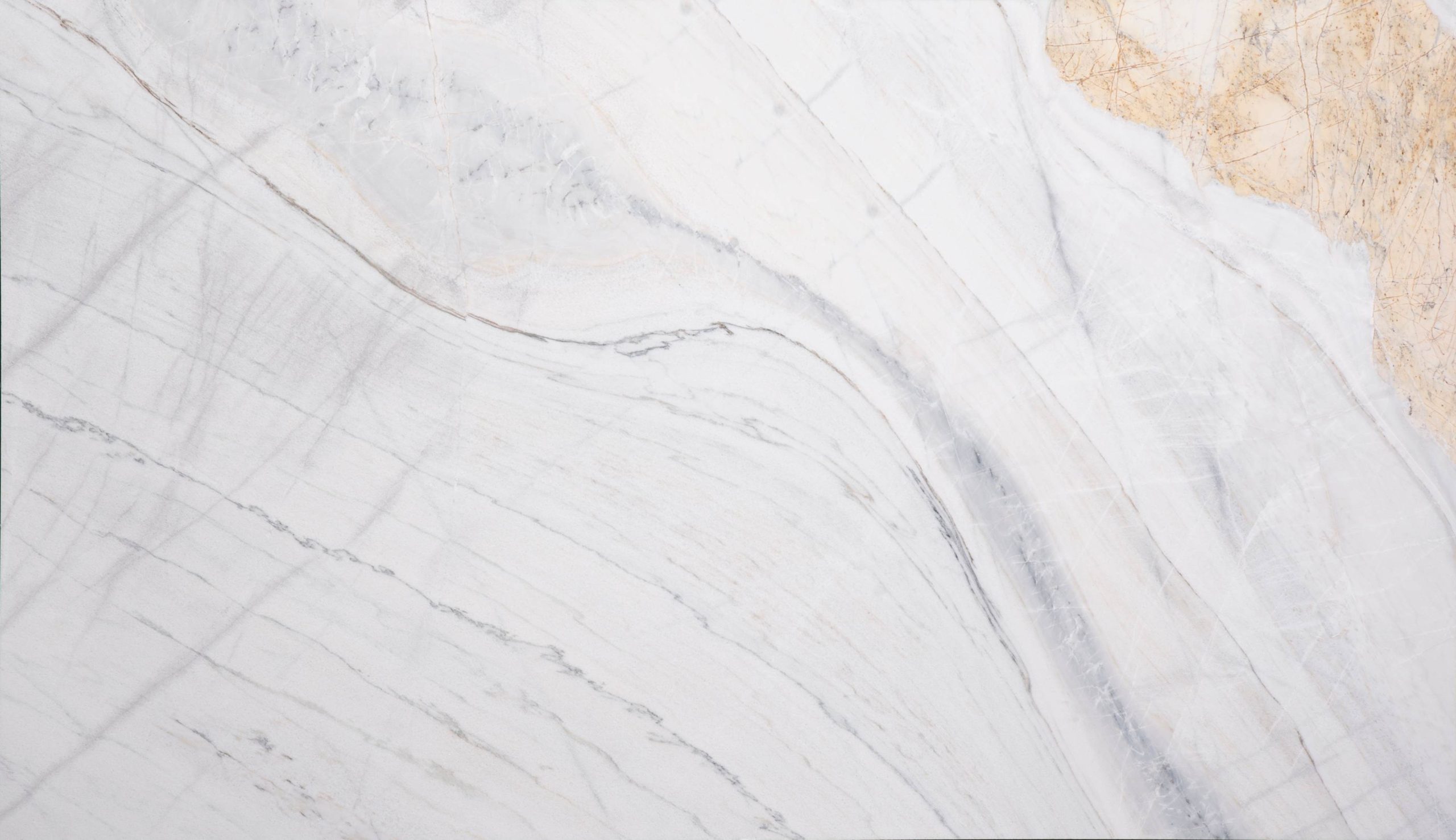 “Premium Aligudarz White Marble slab, polished export quality, supplied by Atrin Parsian Sadr (p1) for luxury interior design projects.”